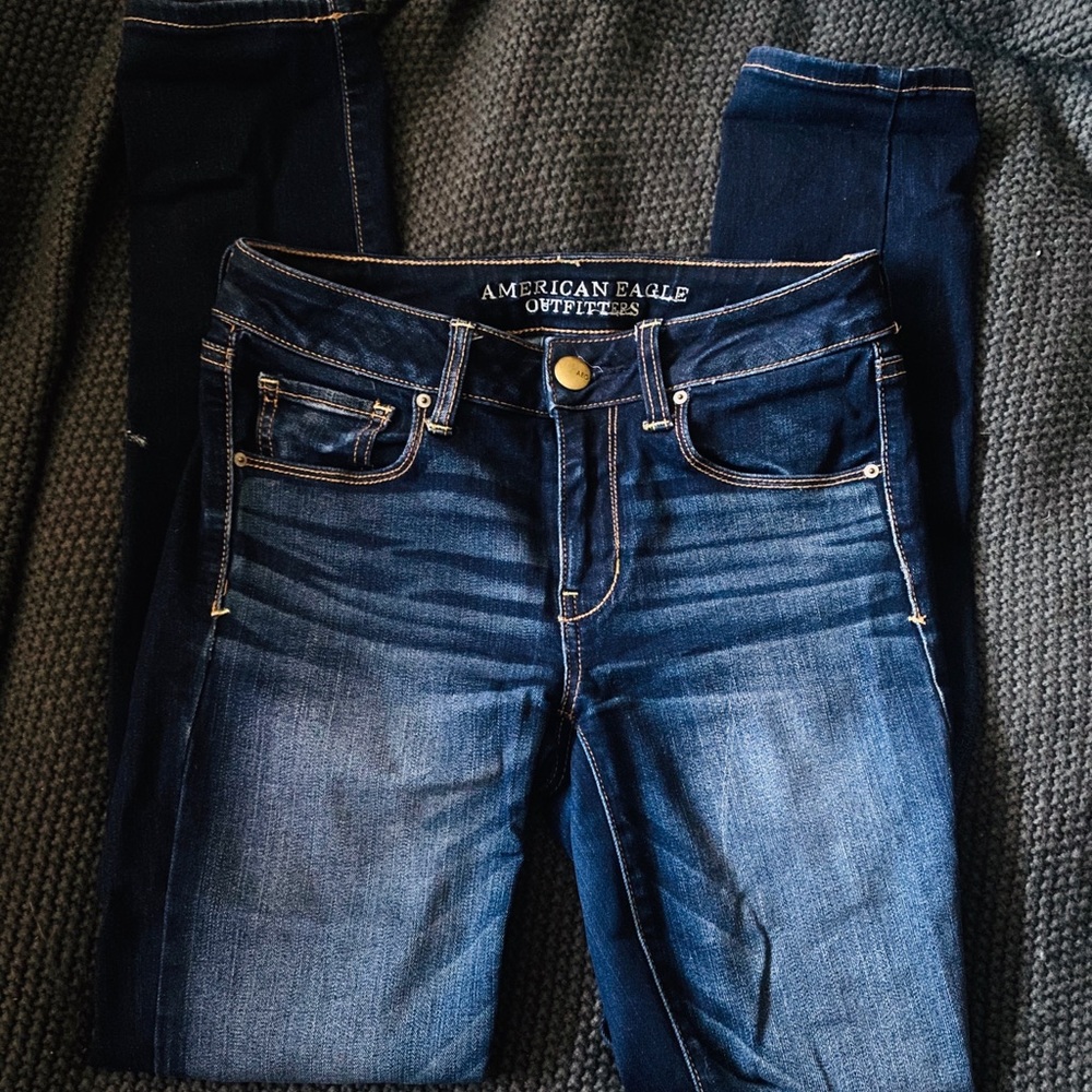 American Eagle High Rise Skinny Jeans